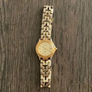 Vintage Women’s two-tone Seiko Watch with FREE SHIPPING
